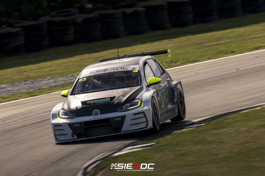 Grant and Cole Askew’s VW Golf TCR on track at Levels Raceway