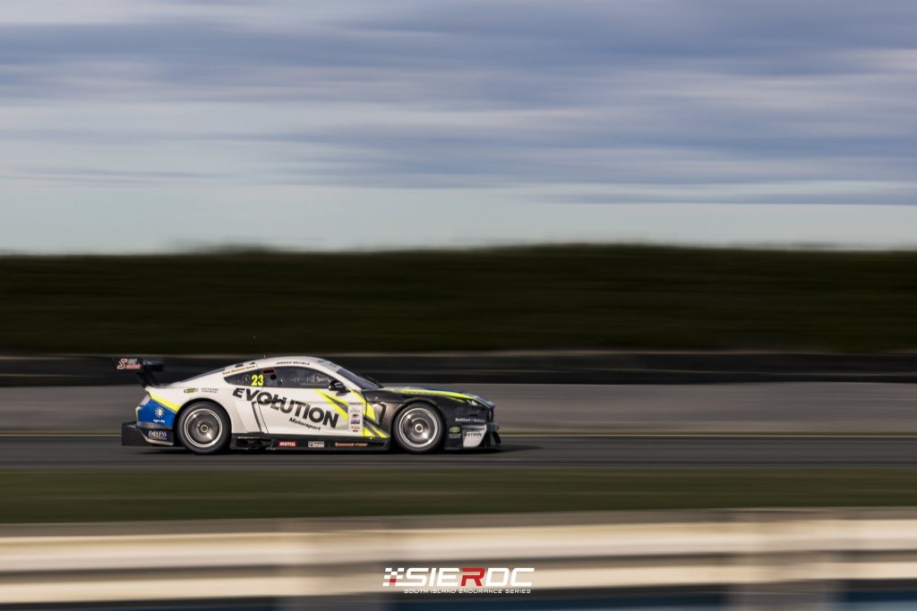 Michels and Askews Open SIERDC Season with Levels Victories