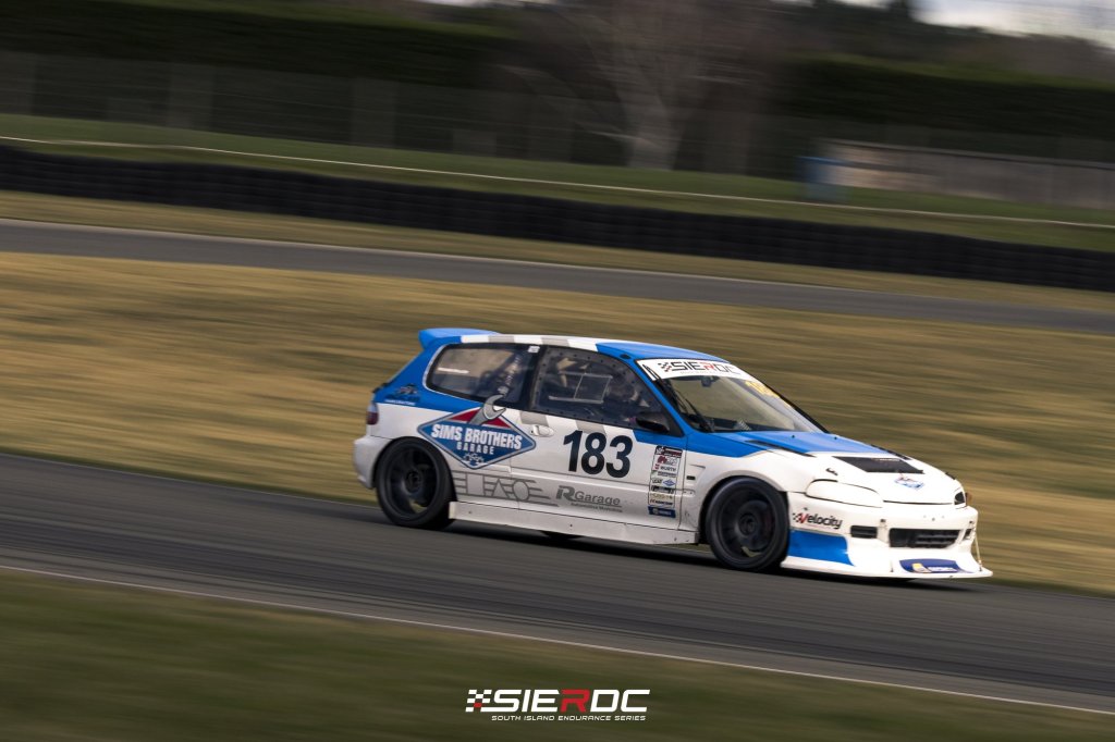 Warren Walker’s Sims Brothers Garage Honda Civic on track at Levels