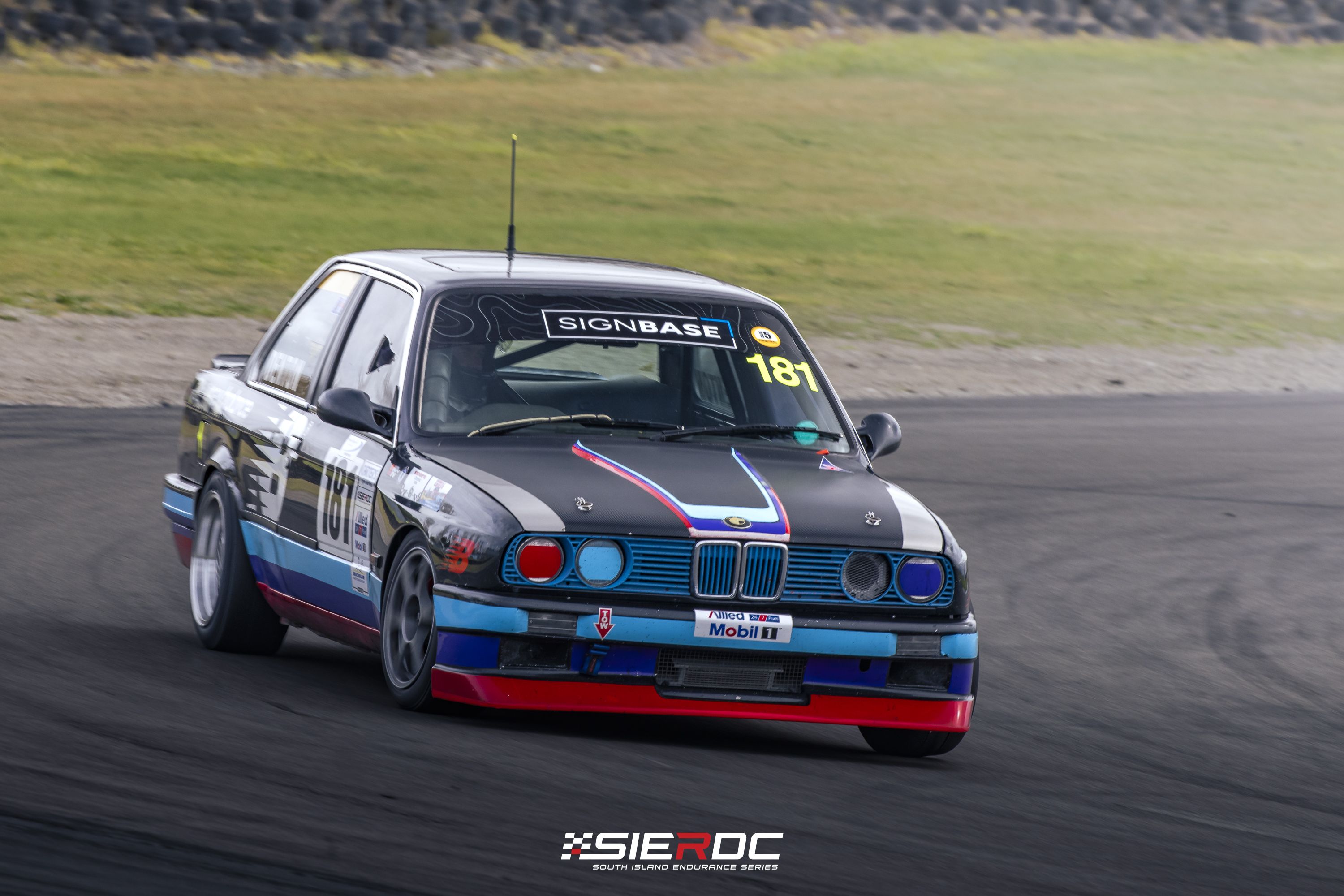 Mark Denton and Andrew French’s BMW E30 at Ruapuna